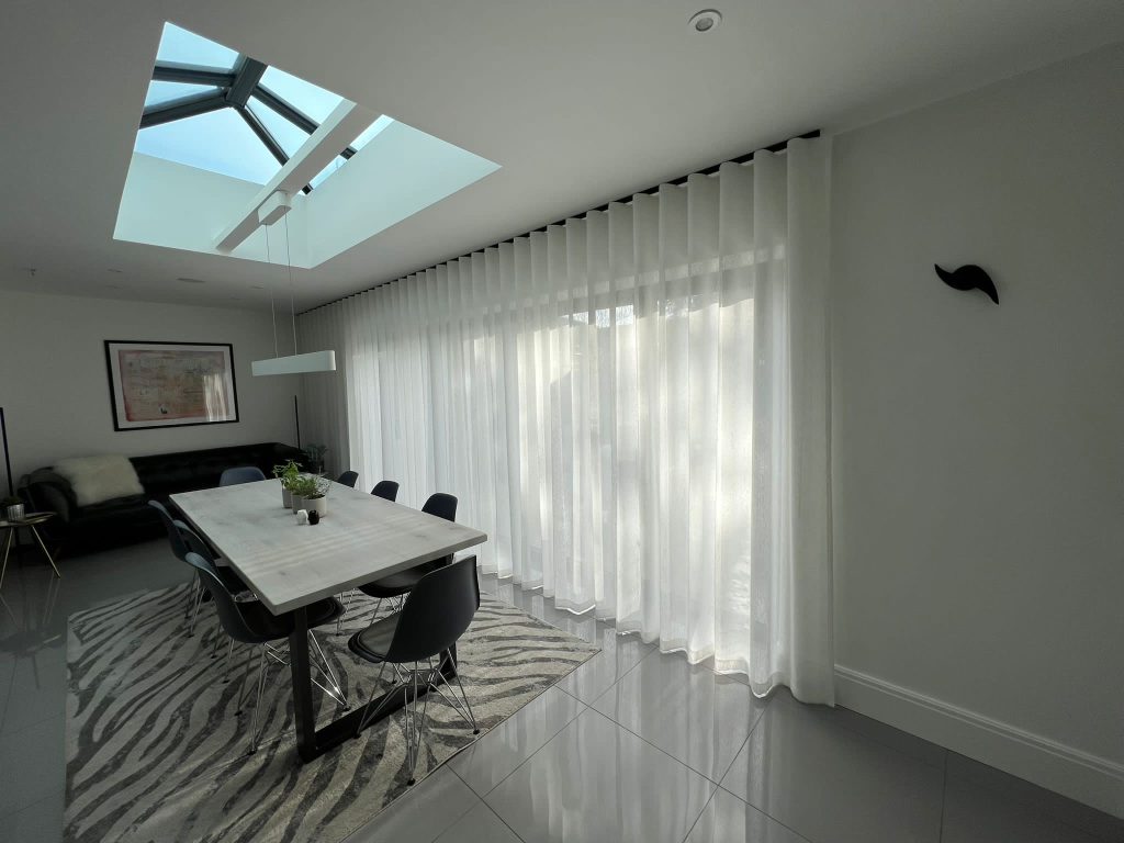 Wave Curtains - Ceiling to Floor